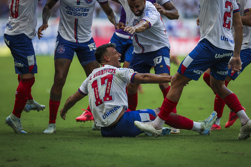 Bahia bate Atletico GO e garante vaga na Libertadores