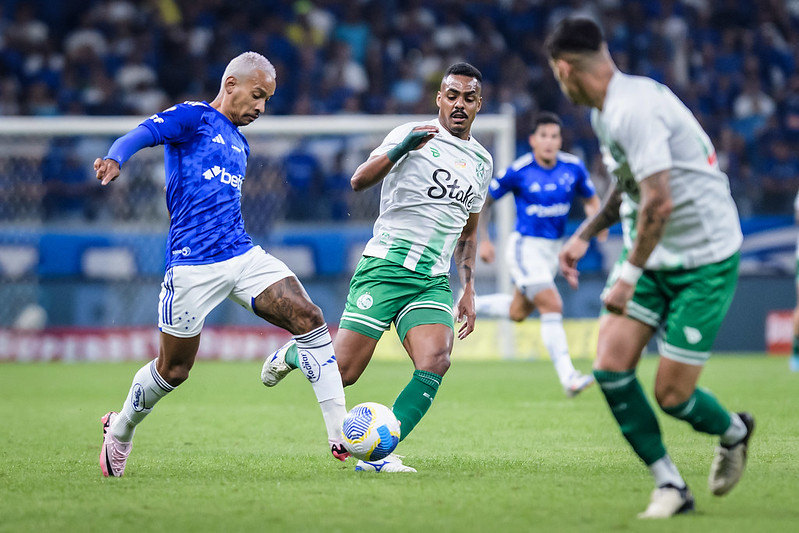 Cruzeiro e Juventude se enfrentam no Brasileirao