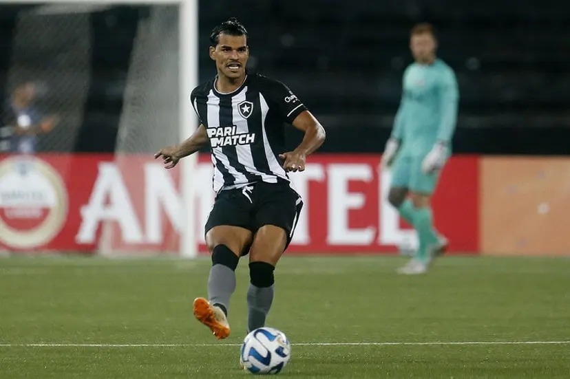 Fortaleza entra na briga por volante Danilo Barbosa, do Botafogo (Foto: Vitor Silva/Botafogo)