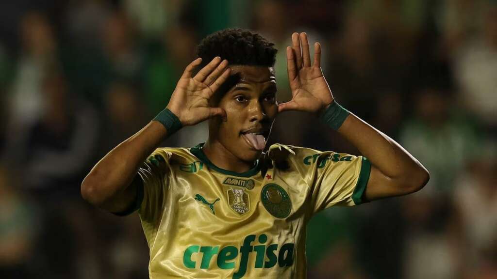 Estêvão revela que fará pedido para Messi no Mundial de 2025