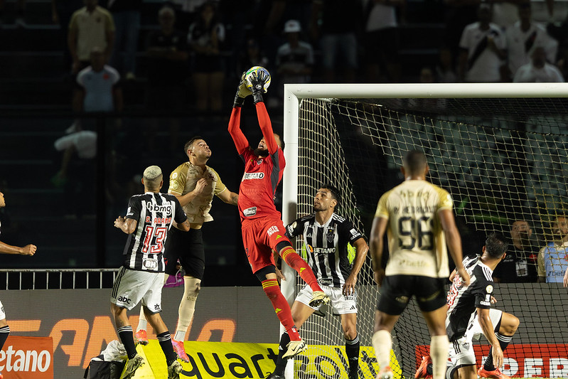 Everson lamenta nova derrota do Atletico MG no Brasileirao