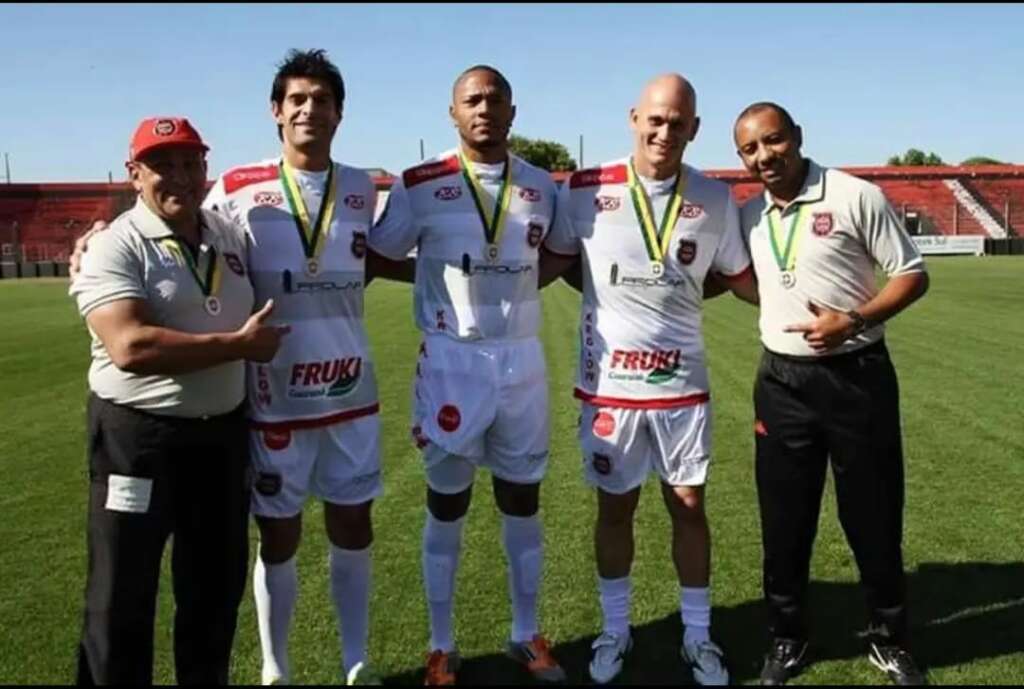 Ex goleiro do Palmeiras acerta com time amador de Taubate