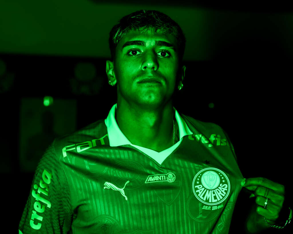 Palmeiras oficializa chegada de primeiro reforço para 2025 e tenta Andreas Pereira