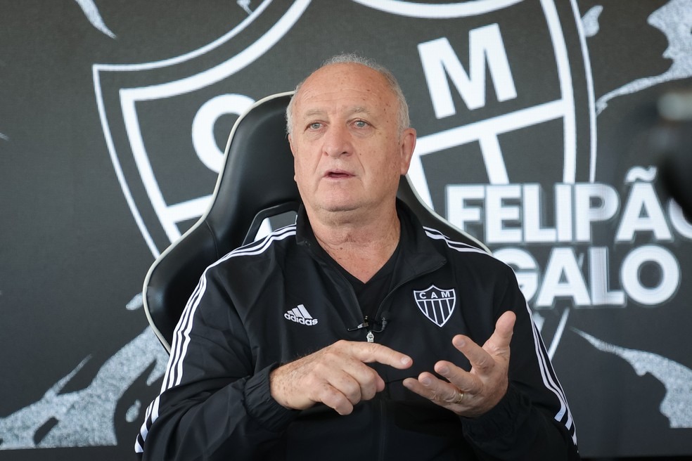 Felipão revela conversa com Dorival sobre futuro de Estevão (Foto: Pedro Souza / Atlético-MG)