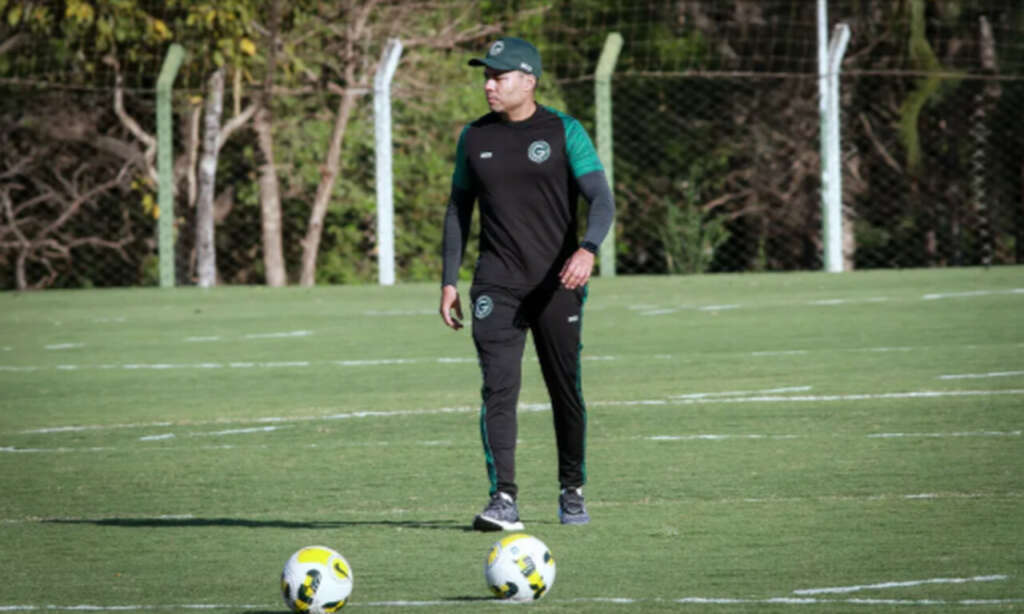 Goias anuncia a contratacao de Jair Ventura 1