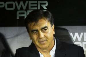 Grêmio corre para fechar com técnico boliviano antes do Natal