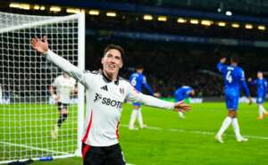 Fulham vence nos acréscimos, e Chelsea cai após 12 partidas