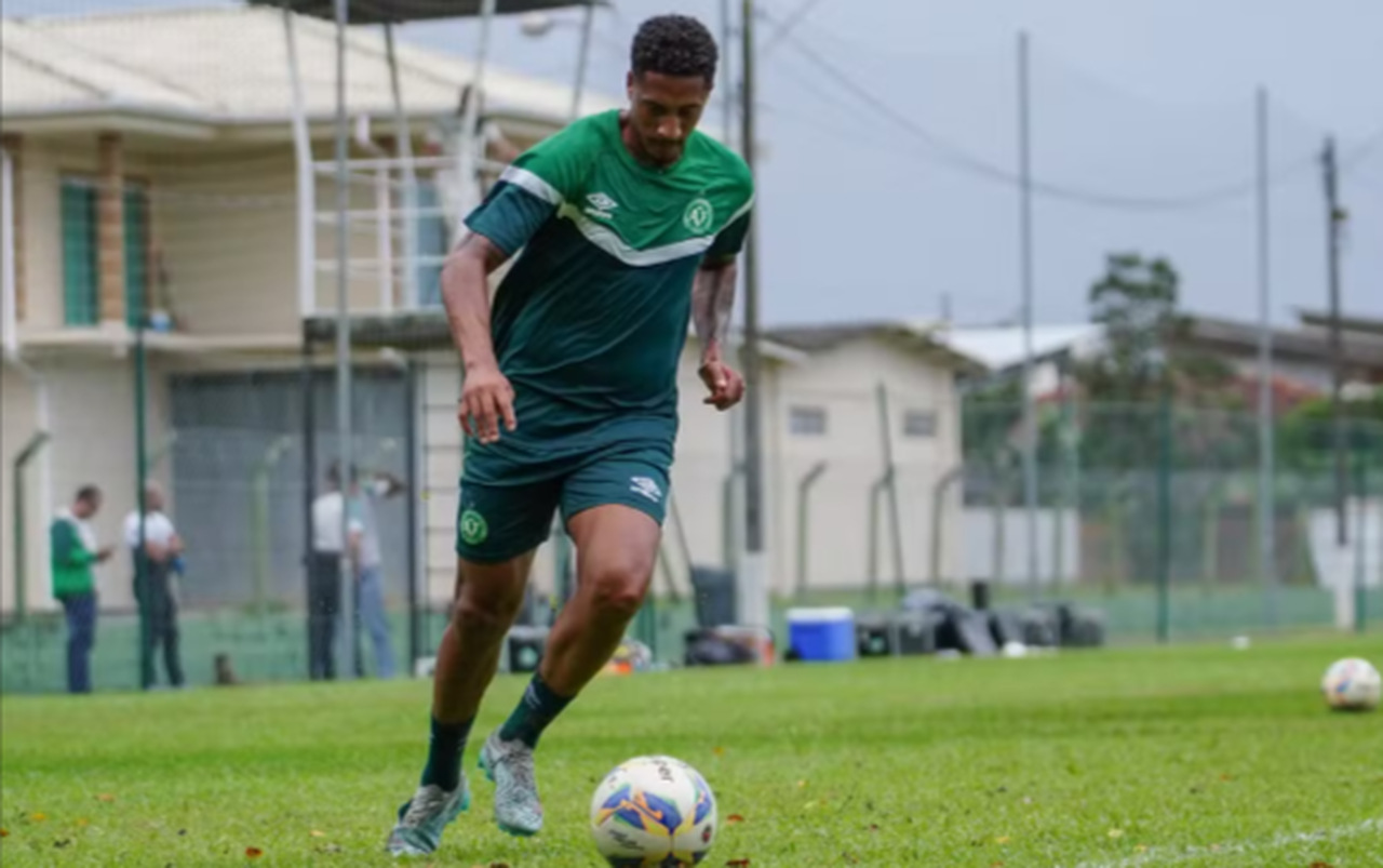 Ituano contrata atacante ex Chapecoense e Sao Bernardo