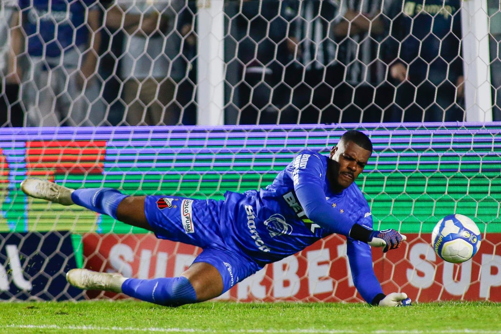 Ituano renova com goleiro e atacante para o Paulistão Série A2 2025