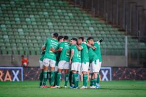 Vitória busca contratação de zagueiro do Juventude