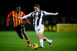 Juventus sofre e leva empate do Lecce; Napoli lidera o Campeonato Italiano