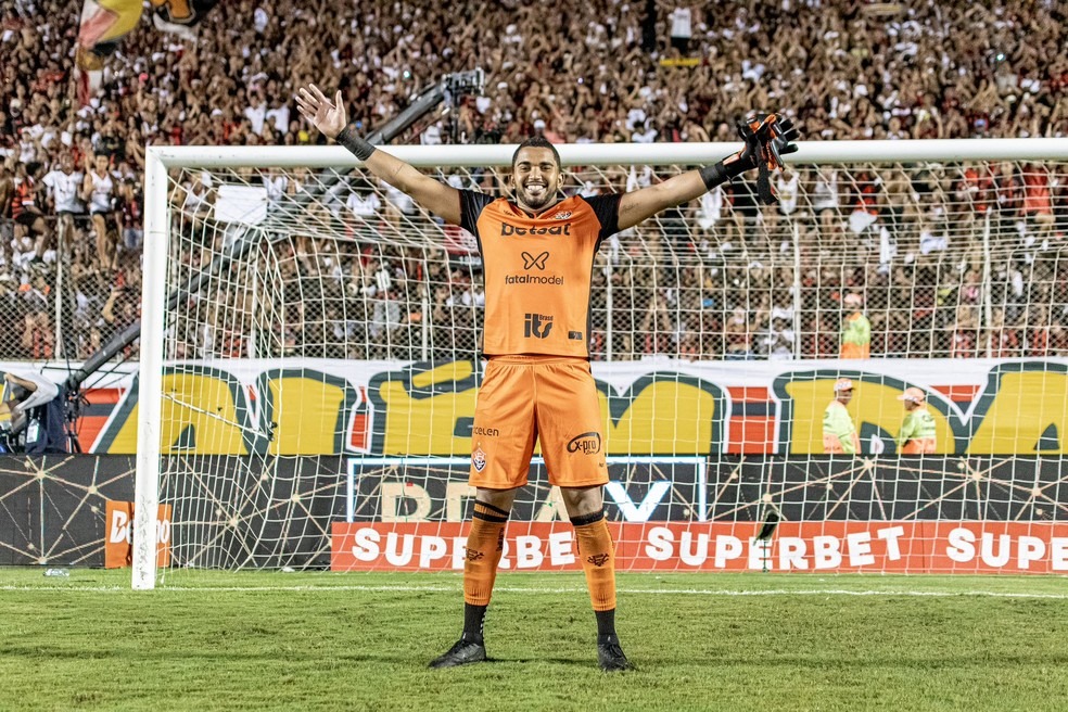 Fluminense avança por Lucas Arcanjo e aguarda confirmação do Vitória (Foto: Victor Ferreira/EC Vitória)