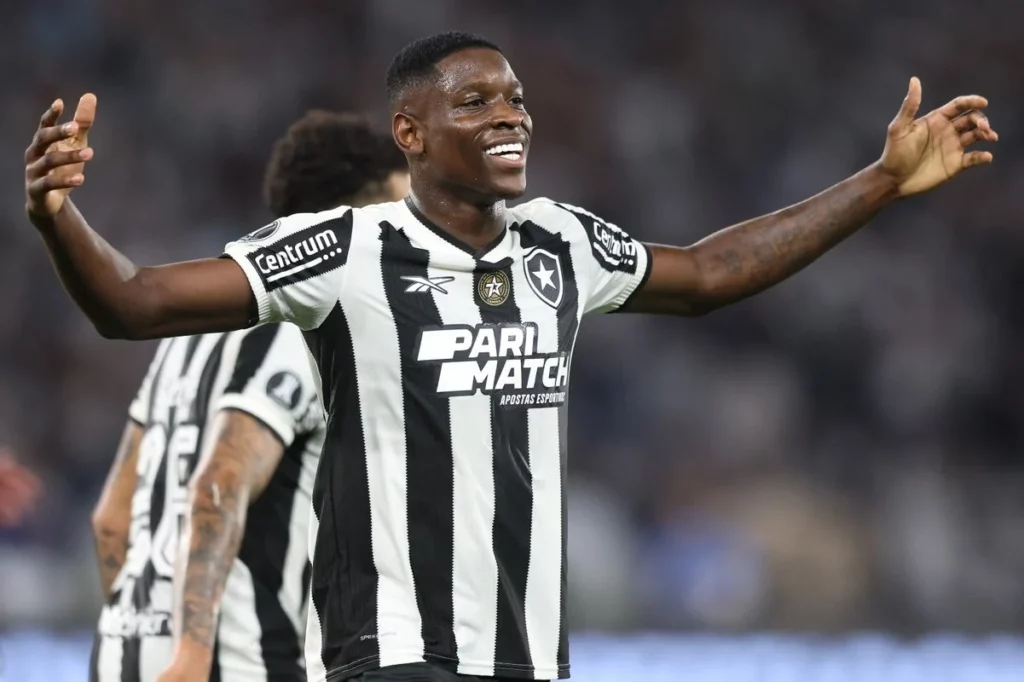 Luiz Henrique deixa o Botafogo e acerta com o Lyon