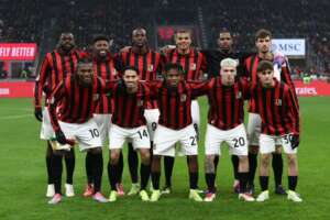 Milan tropeça em casa e fica ainda mais longe dos líderes do Italiano