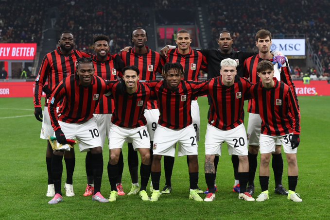 Milan tropeça em casa e fica ainda mais longe dos líderes do Italiano