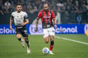 Remo acerta empréstimo do lateral-esquerdo PK, do Vitória