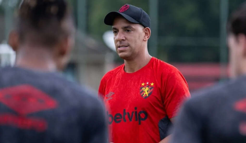 Pepa celebra renovação com o Sport: “satisfação”