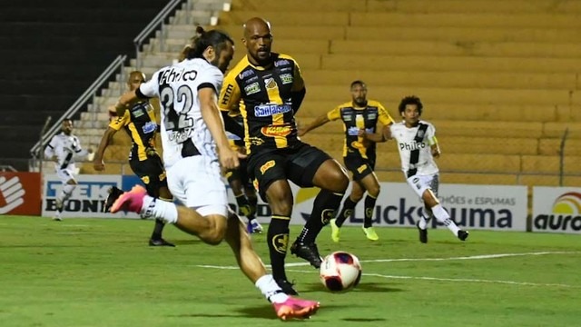 
Novorizontino nunca foi derrotado pela Ponte Preta no Jorjão (Foto: Álvaro Jr/ PontePress)