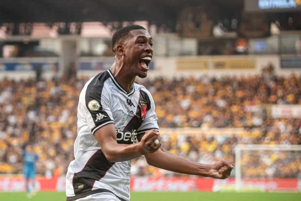 Rayan, do Vasco, comenta sobre propostas: ‘Tem um monte’.