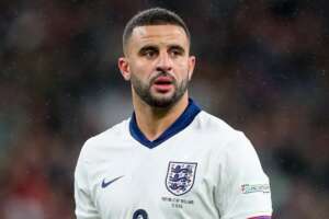 Kyle Walker, capitão do City, é alvo de racismo nas redes sociais e cobra providências