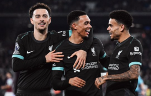 Técnico do Liverpool fala sobre saída de Arnold e promete novidade