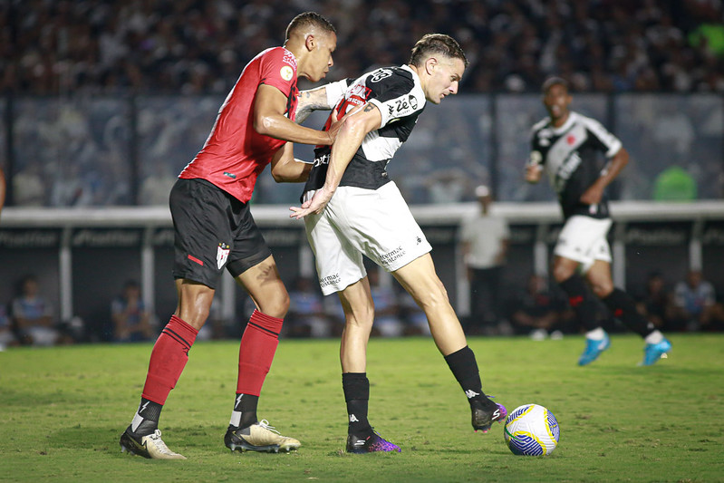 Vasco empata com o Atletico GO e se complica no Brasileirao 1