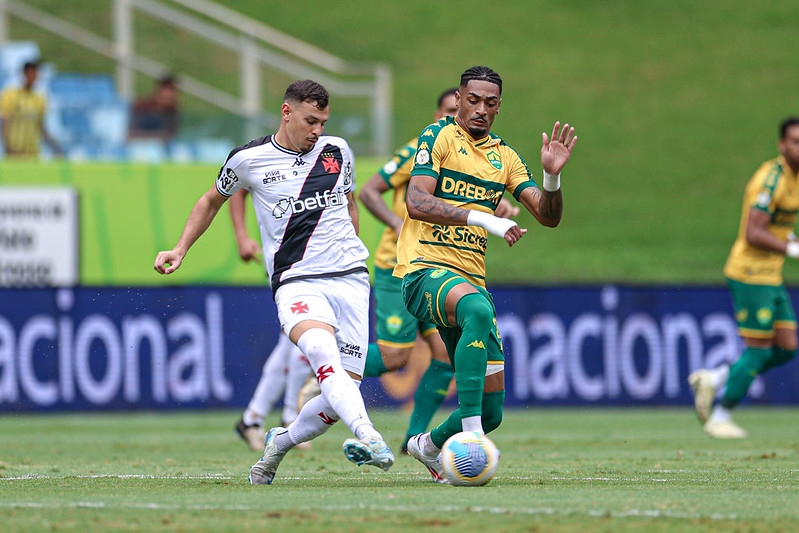 Vasco vence Cuiaba no Brasileirao 3