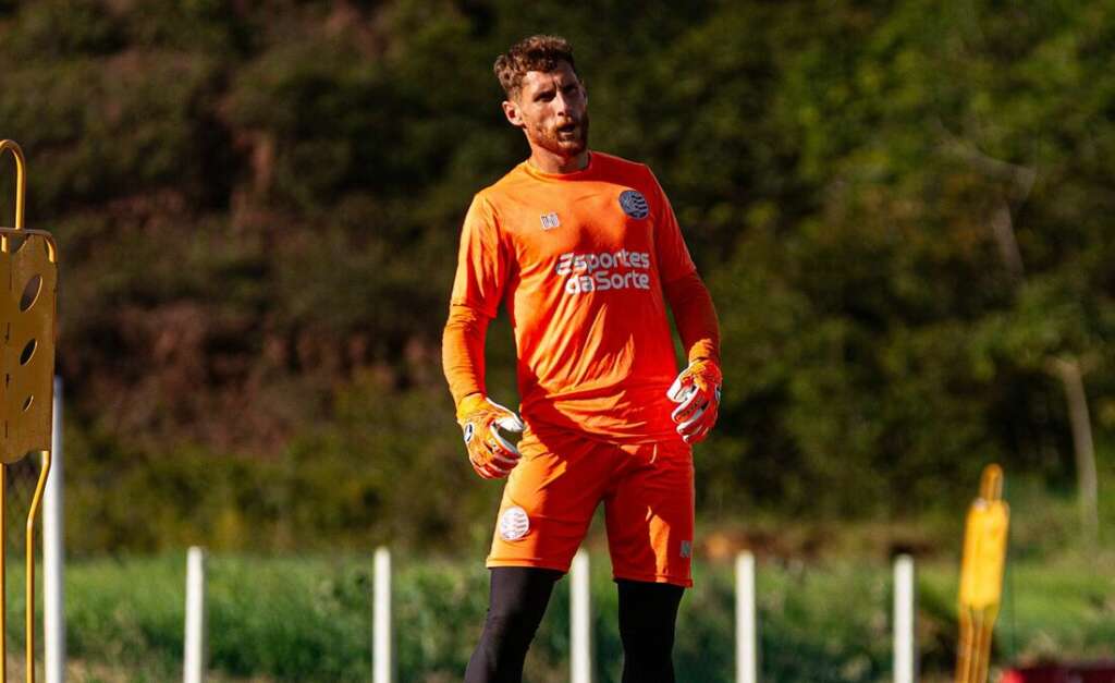 Pernambucano: Santa Cruz acerta duas contratações para 2025