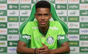 Estevão comemora 2024 no Palmeiras: 'Mais do que esperava'