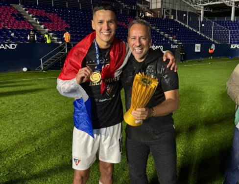 Com quebra de recordes, Alex Arce conquista título equatoriano