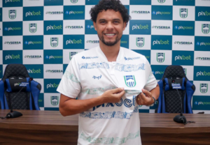 Paraibano: Serra Branca contrata lateral que jogou por Santos e Grêmio