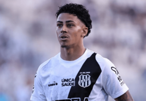 Vila Nova anuncia atacante ex-Ponte Preta, por empréstimo