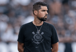 Vasco procura novo técnico após 'não' de Renato Portaluppi