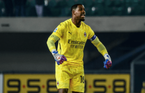 Goleiro Maignan reclama de cânticos racistas em vitória do Milan sobre o Verona