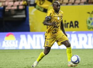 Amazonas anuncia 14 permanências para 2025 e elenco chega a 25