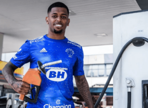 Athletic acerta contratação de lateral do Cruzeiro