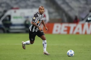 Torcida do Guarani se movimenta para pedir contratação de Mariano, do Atlético-MG