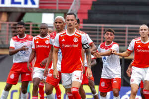 COPINHA: Internacional-RS é surpreendido e estreia perdendo
