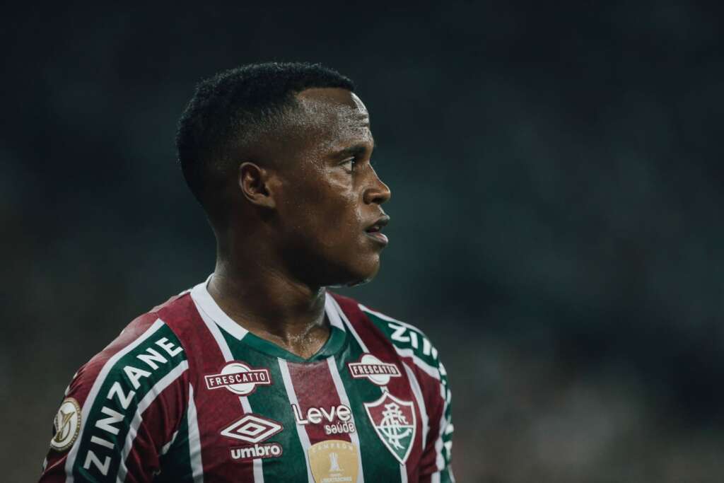 Fluminense recusa proposta do Feyenoord por Arias
