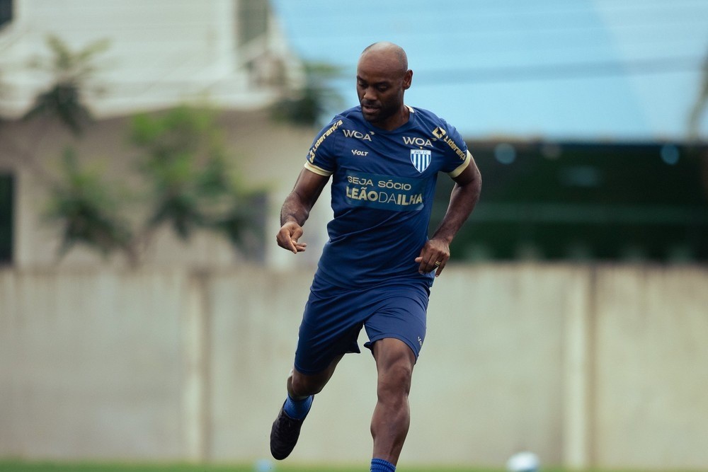 Avaí encaminha venda dos naming rights da Ressacada e negocia com patrocinadores (Foto: Guilherme Griebeler/Avaí)