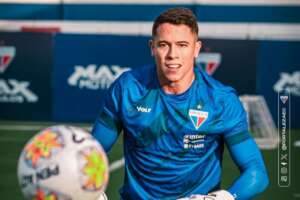 Fortaleza apresenta goleiro Brenno Fraga: 