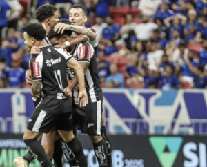 Athletic 1 x 0 Cruzeiro - Raposa perde com gol contra de Fabrício Bruno
