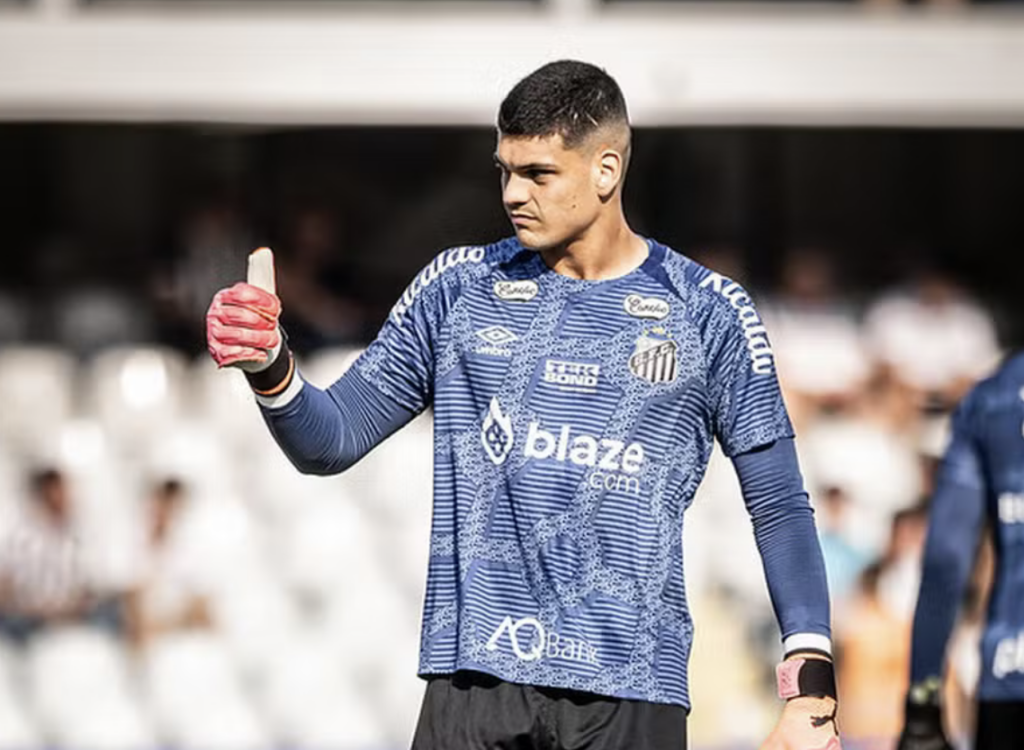 Brazão tem lesão descartada, mas Santos pode ter jovem lateral da Copinha em clássico