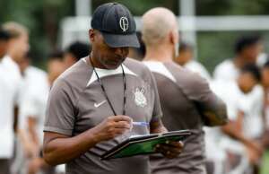 Corinthians x Vasco - Começa mais tarde. Veja onde assistir!