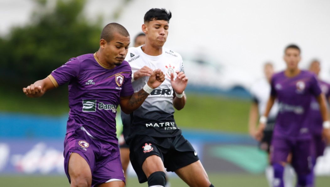 Corinthians inscreve meia da Copa São Paulo, de 17 anos, no Campeonato Paulista