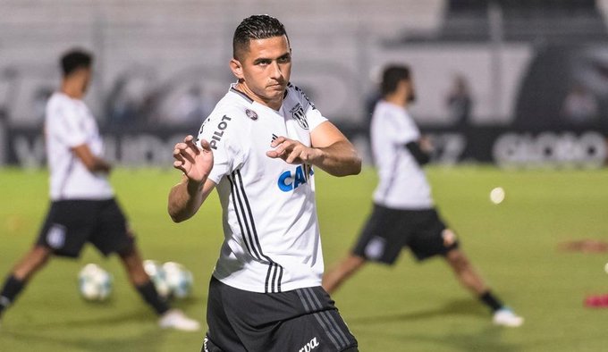 Ponte Preta acerta e Danilo Barcelos fará sua 3ª passagem pelo Moisés Lucarelli