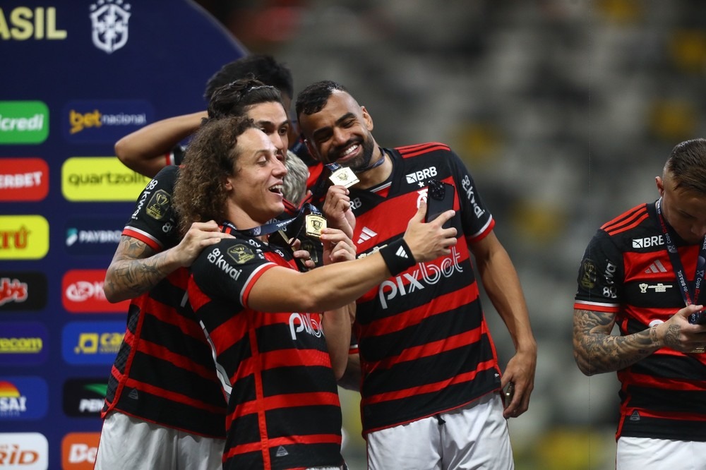 Fortaleza sai na frente na busca pelo zagueiro David Luiz ( Foto: Divulgação: Gilvan de Souza/Flamengo)