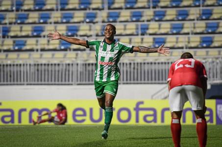 Entenda como campo sintetico ajudou a FPF na Copinha