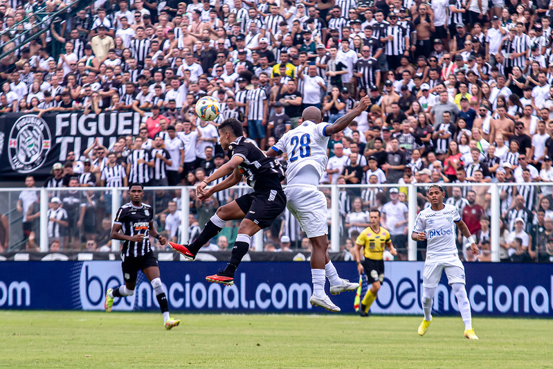 FIgueirense e Avai terao torcidas liberadas no classico