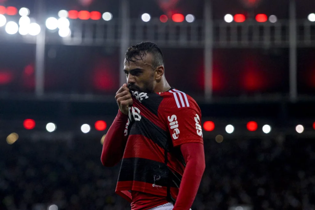 Cruzeiro acerta contratação de Fabrício Bruno, do Flamengo